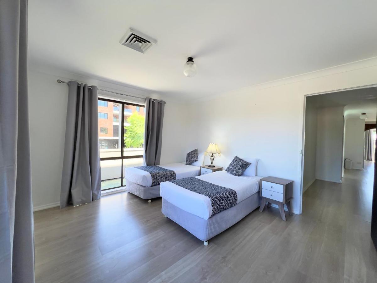 Albury Garden Court Motel Εξωτερικό φωτογραφία