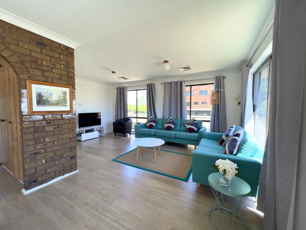 Albury Garden Court Motel Εξωτερικό φωτογραφία