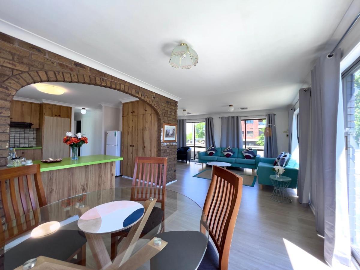 Albury Garden Court Motel Εξωτερικό φωτογραφία