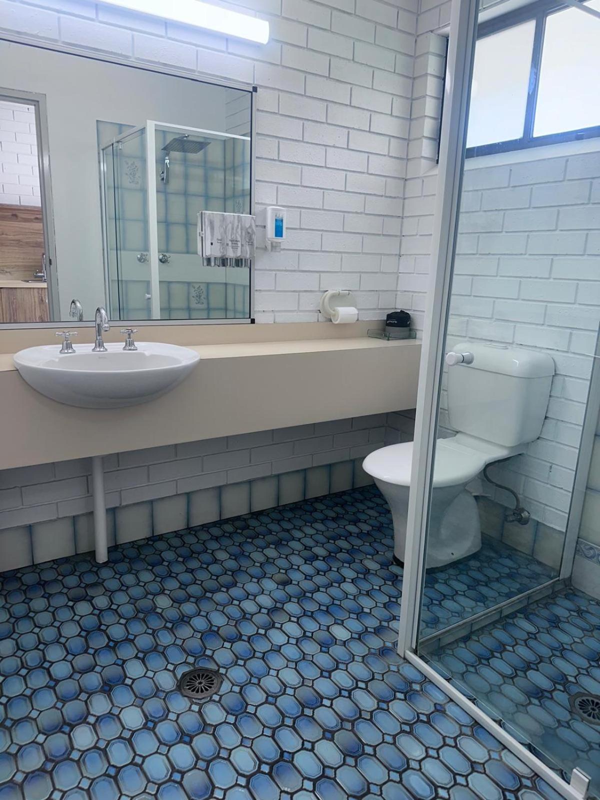 Albury Garden Court Motel Εξωτερικό φωτογραφία