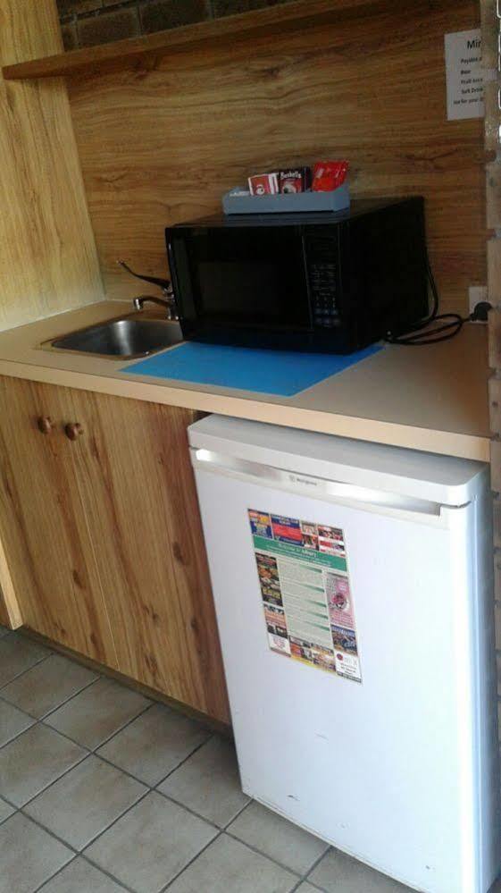 Albury Garden Court Motel Εξωτερικό φωτογραφία