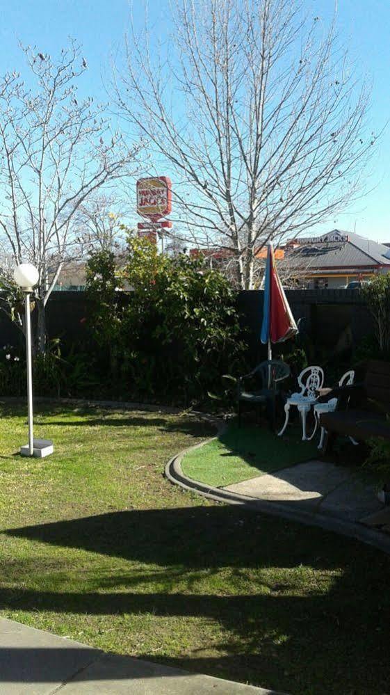 Albury Garden Court Motel Εξωτερικό φωτογραφία