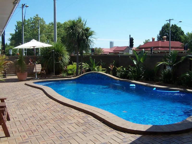 Albury Garden Court Motel Εξωτερικό φωτογραφία